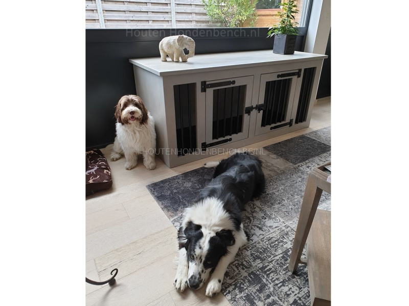 Honden-bench-woonkamer-als-dressoir-meubel-voor-2-honden